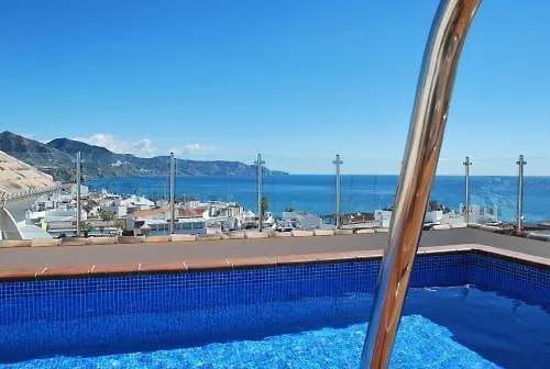 Apartamentos Plaza ネルハ スペイン